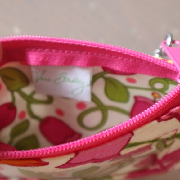 VERA BRADLEY ZIP ID - Picture 3 of 3